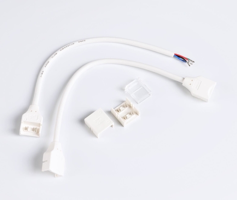 IP65 των οδηγήσεων RGB ΣΠΆΔΙΚΑΣ 4 εξαρτημάτων λουρίδων ελαφρύς οδηγημένος καρφίτσα συνδετήρας