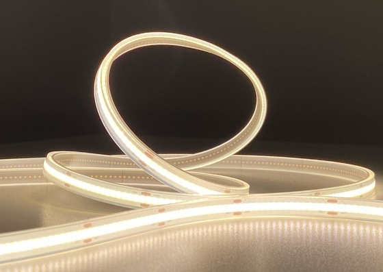 24V λουρίδα 62.5mm ΣΠΑΔΊΚΩΝ των στερεών οδηγήσεων εξώθησης πυριτίου εύκαμπτων φως λουρίδων Ip68